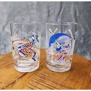 Set of 2 Walt Disney World 25 Years Remember The Magic Glass Cups Goofy & Mickey